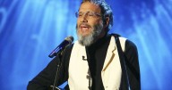 Cat Stevens, aka Yusuf, postpones North American tour over visa issues