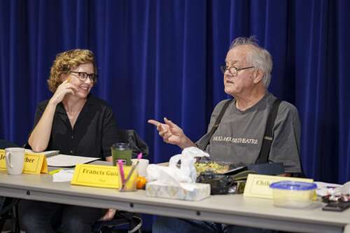 Spotlight: Jenna Fischer, Francis Guinan star in ‘Ashland Avenue’ premiere at Goodman