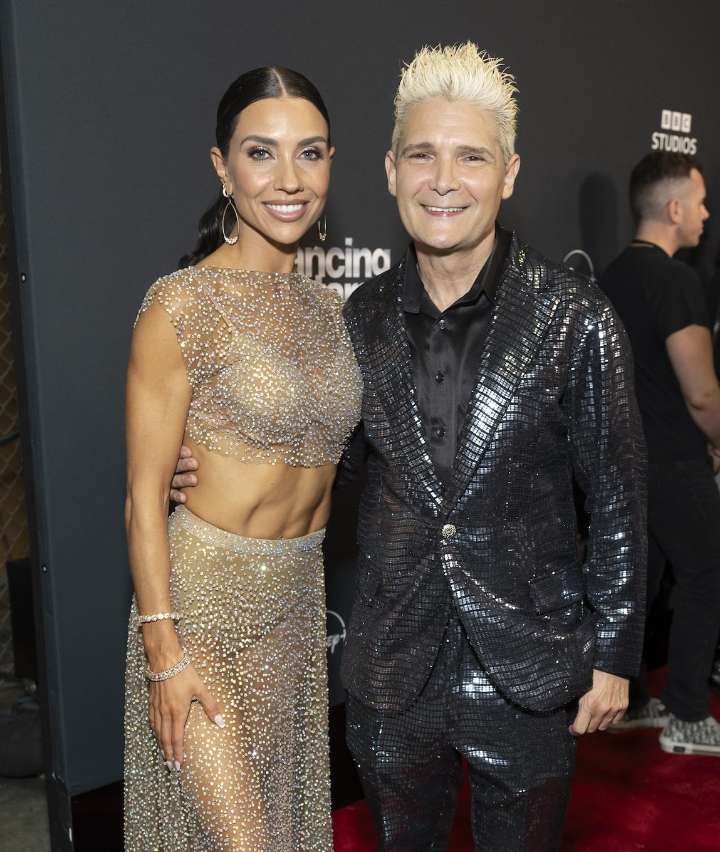 Jenna Johnson Returns to ‘Dancing With the Stars’ Studio After Elimination