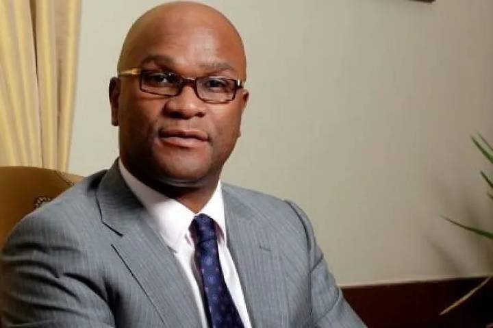 Embajador de Sudáfrica en Francia fue hallado muerto en un hotel parisino