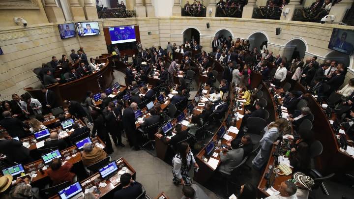 Se hundió en el Senado proyecto de referendo que buscaba dar autonomía fiscal a las regiones