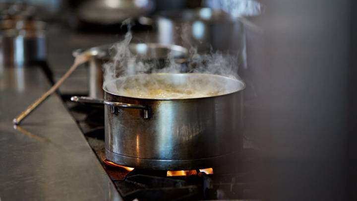 FDA adds 3 cookware products to lead exposure warning