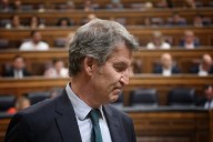 Feijóo critica a la esposa de Sánchez por no comparecer ante el juez