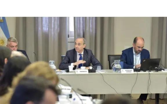Consejo Federal de Educación aprobó la Red Federal de Becas y presentó programas para innovación y alfabetización