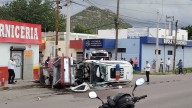 Patrulla eléctrica se hace pedazos tras chocar contra pick up al sur de Hermosillo