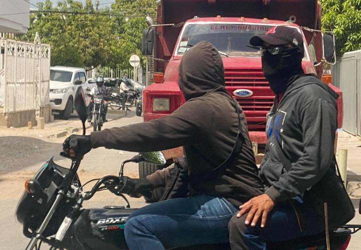 Mototaxistas en Riohacha preocupan por uso de pasamontañas
