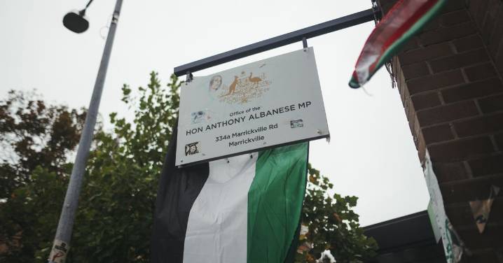 Anthony Albanese: Prime Minister closes Grayndler electoral office in Marrickville, Sydney due to impact of protesters