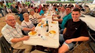 Belmonte cierra San Antonio con mantel y mesa puesta: "Es el día más prestoso de todos"