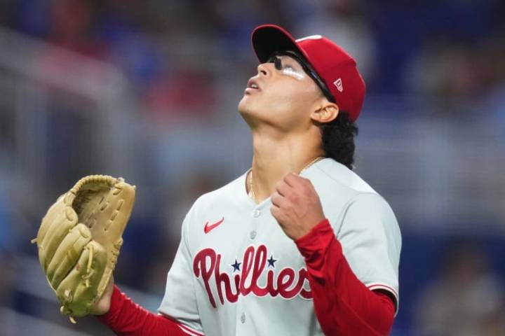 Jesús Luzardo retira a 22 en fila y llega a los 200 ponches otra vez para hacer historia