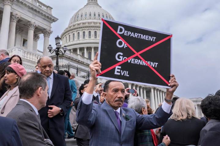 Trump’s workforce purge batters DC’s job market and leads to rise in homes for sale, report finds
