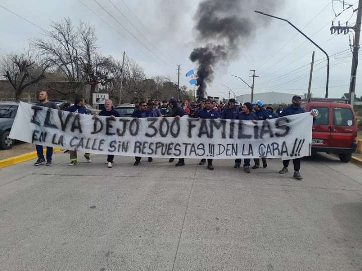 ILVA: trabajadores cortan accesos al Parque Industrial de Pilar por falta de respuesta de la empresa