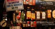 Son falsas 4 de cada 10 botellas que se venden en el país: CIVyL