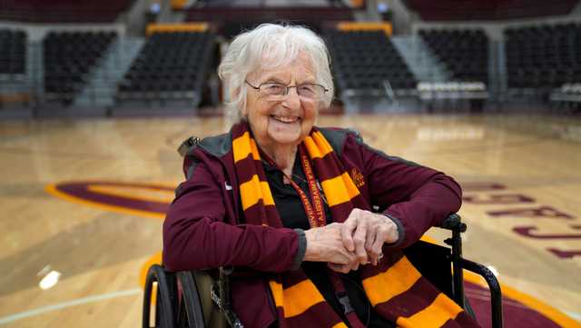 Sister Jean retires as Loyola Chicago chaplain at 106