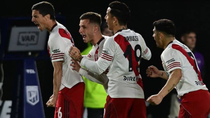 River ganó en La Plata y se aseguró dejar atrás a Central y Boca en la tabla acumulada