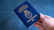 Alertaron por pasaportes defectuosos: el problema saltó de Brasil a EE.UU., Canadá y España