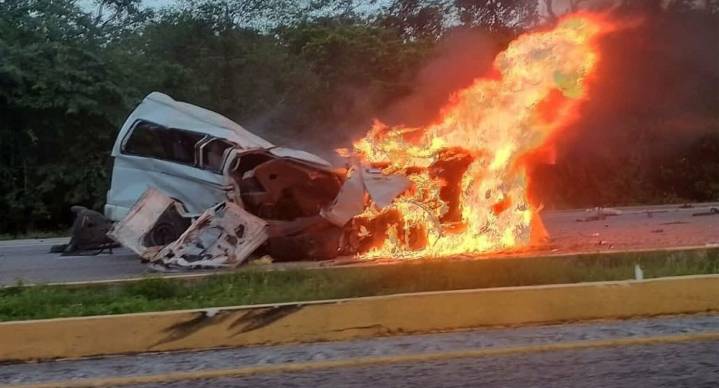 Tragedia en Yucatán: choque entre tres vehículos deja 15 muertos en carretera Mérida
