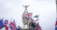 Tommy Robinson march draws thousands in London