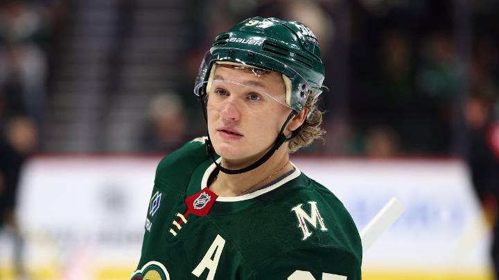 Wild’s Kirill Kaprizov signs record-breaking contract extension – NBC Chicago