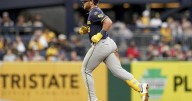 Bauers, Chourio hit 2-run HRs, Woodruff pitches 6 scoreless innings as Brewers beat Pirates 4