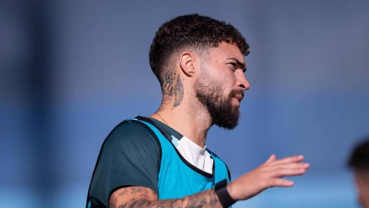 Dani Sánchez e Izan Merino siguen al margen a dos días del Huesca