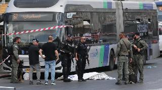 Terror en Jerusalén: seis muertos y 13 heridos en ataque a estación de buses