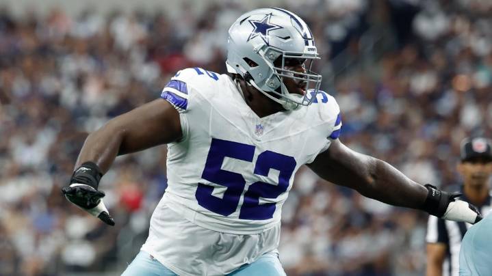 Tyler Booker, Dallas Cowboys rookie lineman, could be out 4