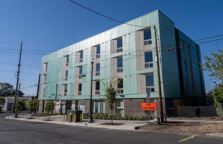 Vancouver Housing Authority opens 40-unit supportive housing complex downtown