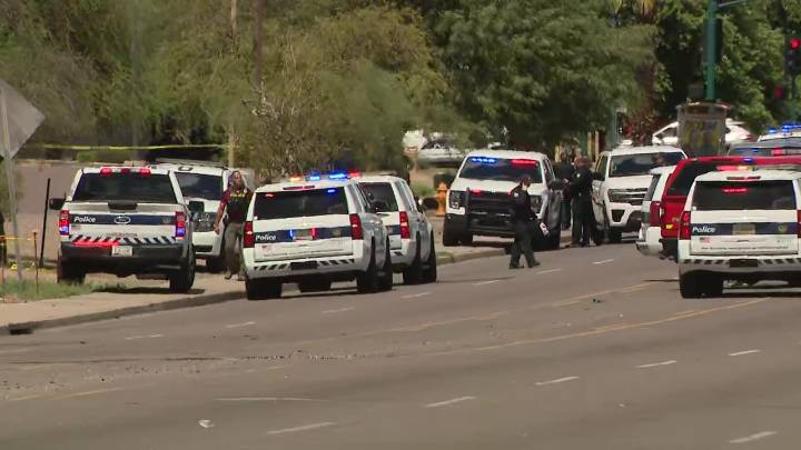 Robbery suspect shot, killed by Phoenix police ID'd