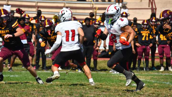 HS football — Cinnaminson jumps out fast holds on to scale Heights
