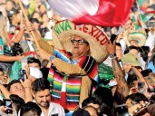 Disfrutan de momento histórico en el Zócalo