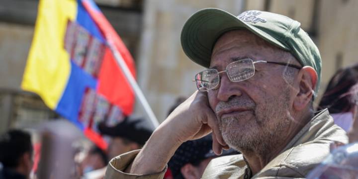 El pago de la prima de Navidad beneficiará a más de un millón de pensionados en Colombia: desde cuándo se empieza a cancelar