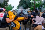 Trump administration orders federal authorities to ignore California mask law