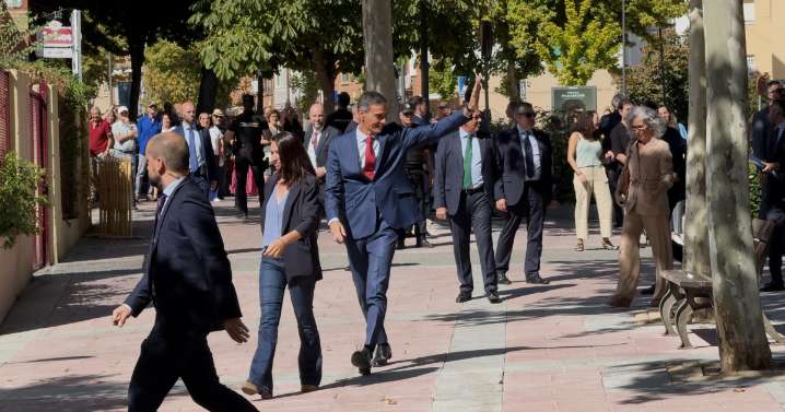 El desmesurado blindaje de seguridad de Sánchez: cerca de cincuenta agentes para visitar una escuela en Getafe