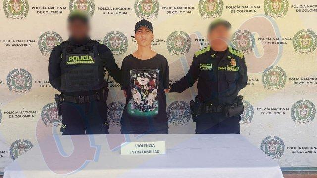 La hizo perder el bebé a punta de golpes