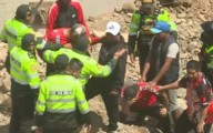 Tres obreros murieron tras derrumbe de muro de contención en San Borja