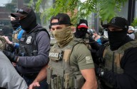 Elgin council to adopt resolution demanding ICE agents be unmasked