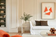 La llamada Casa de la Escritora, del Estudio Boira, nos enseña a aplicar un blanco impecable para resaltar las obras de arte