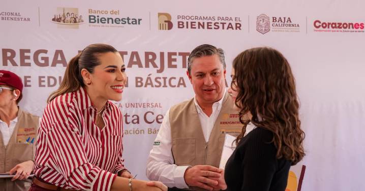 Invita gobernadora a registrarse en la Beca Rita Cetina
