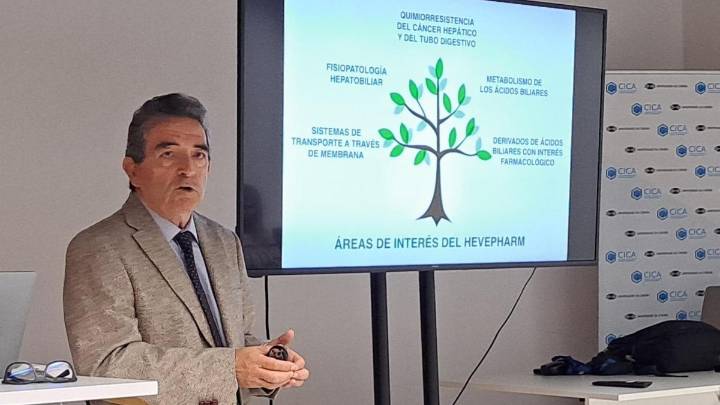 La Usal avanza en el estudio de un raro cáncer de hígado altamente agresivo