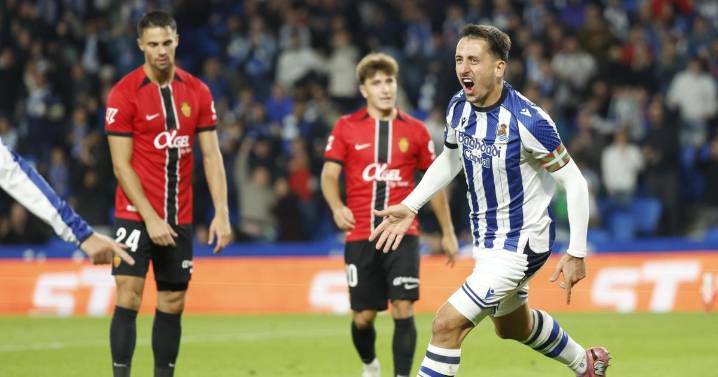 La Real Sociedad hunde un poco más al Mallorca