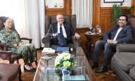 Jaldo, Sergio Mansilla y Elia Fernández evaluaron obras y la licencia del gobernador