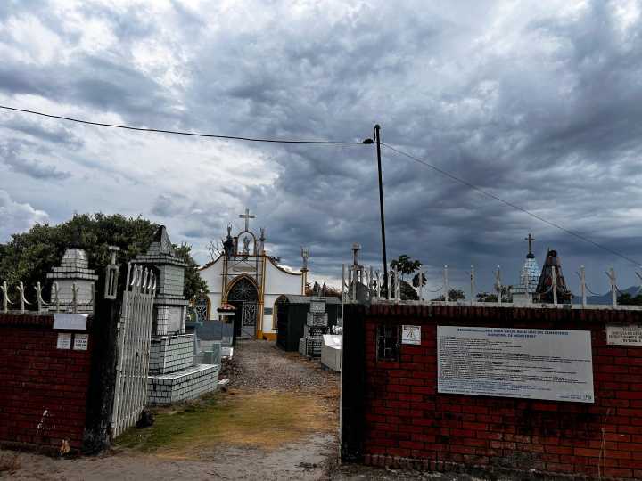 La Unidad de Búsqueda recuperó 14 cuerpos en dos cementerios de Casanare