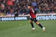 Video: Santi Castro sorprendió con un golazo de taco y desató la locura en Bologna