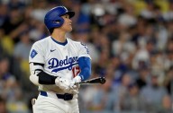 Deadspin | Dodgers eager to ignite offense in opener vs. Giants