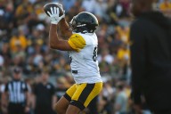 Pittsburgh Steelers tight end hit with fine for late hit in Jets game