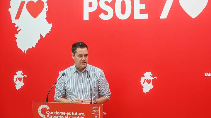 El PSOE "reflexiona" sobre el papel estratégico de los bosques en la ordenación del territorio y la prevención de incendios