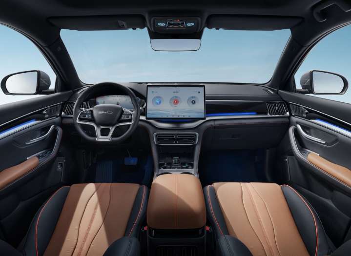 El coche que está 'reventando' las ventas ya está en Zaragoza: su precio es muy atractivo