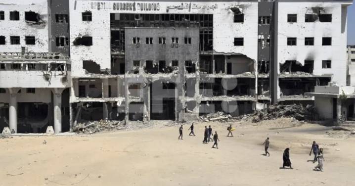 Colapso en el mayor hospital de Gaza: Heridos en el suelo, cadáveres en los pasillos y médicos sin insumos