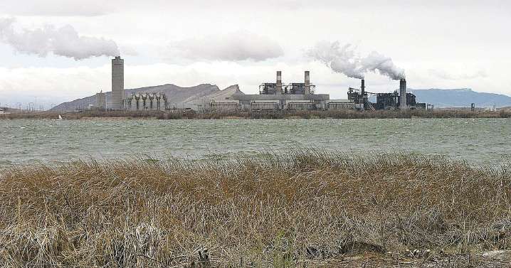 New Mexico Supreme Court ruling will let PNM collect most of costs from disputed investments