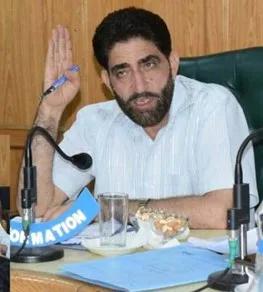 MLA Rajpora reviews dev works of Shadimarg, Achgoze, Litter blocks